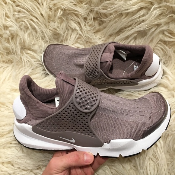 ❗️SALE❗️ Nike Sock Dart - Picture 4 of 8